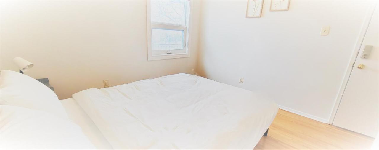 Queen Bedroom With Private Washroom Near 401, 404, Dvp, Markham, North York, Free Parking Toronto Exteriér fotografie